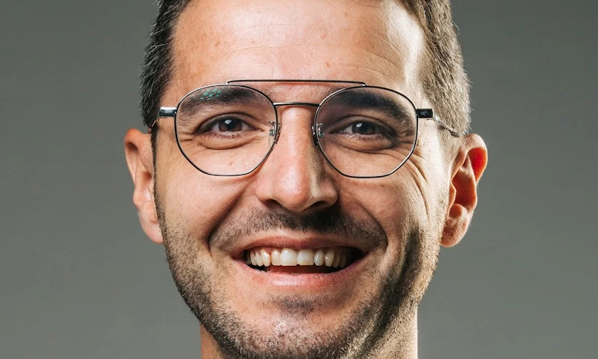 EL RARO DE LOS 90 DAVID DOMINGUEZ FESTIVAL COMEDIA MOSTOLES UNARISAMAS 2