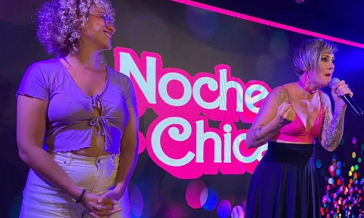 SIL DE CASTRO NOCHE DE CHICAS FESTIVAL COMEDIA MOSTOLES UNARISAMAS 1